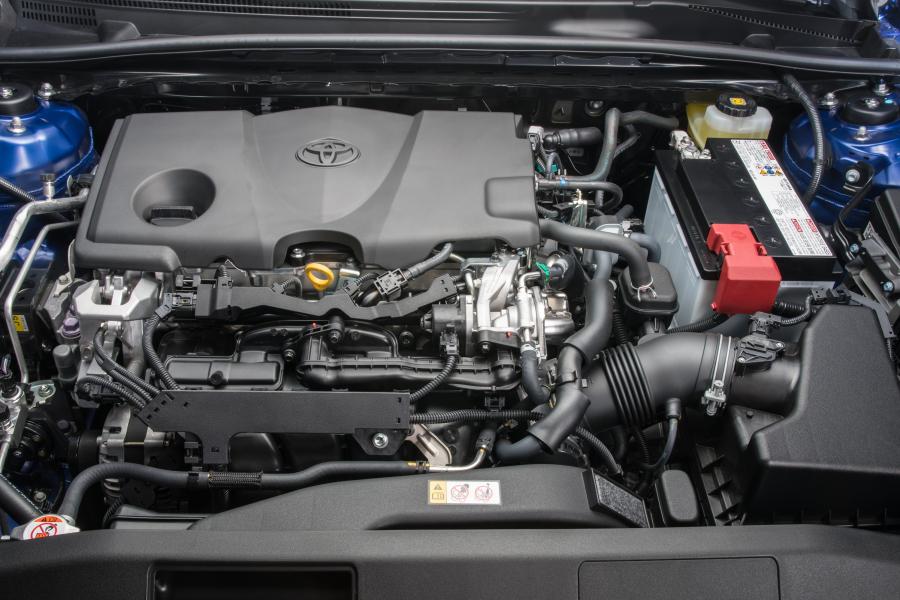 Моторный отсек Toyota Camry LE 2017 года  (NA) (фото 5 из 6)